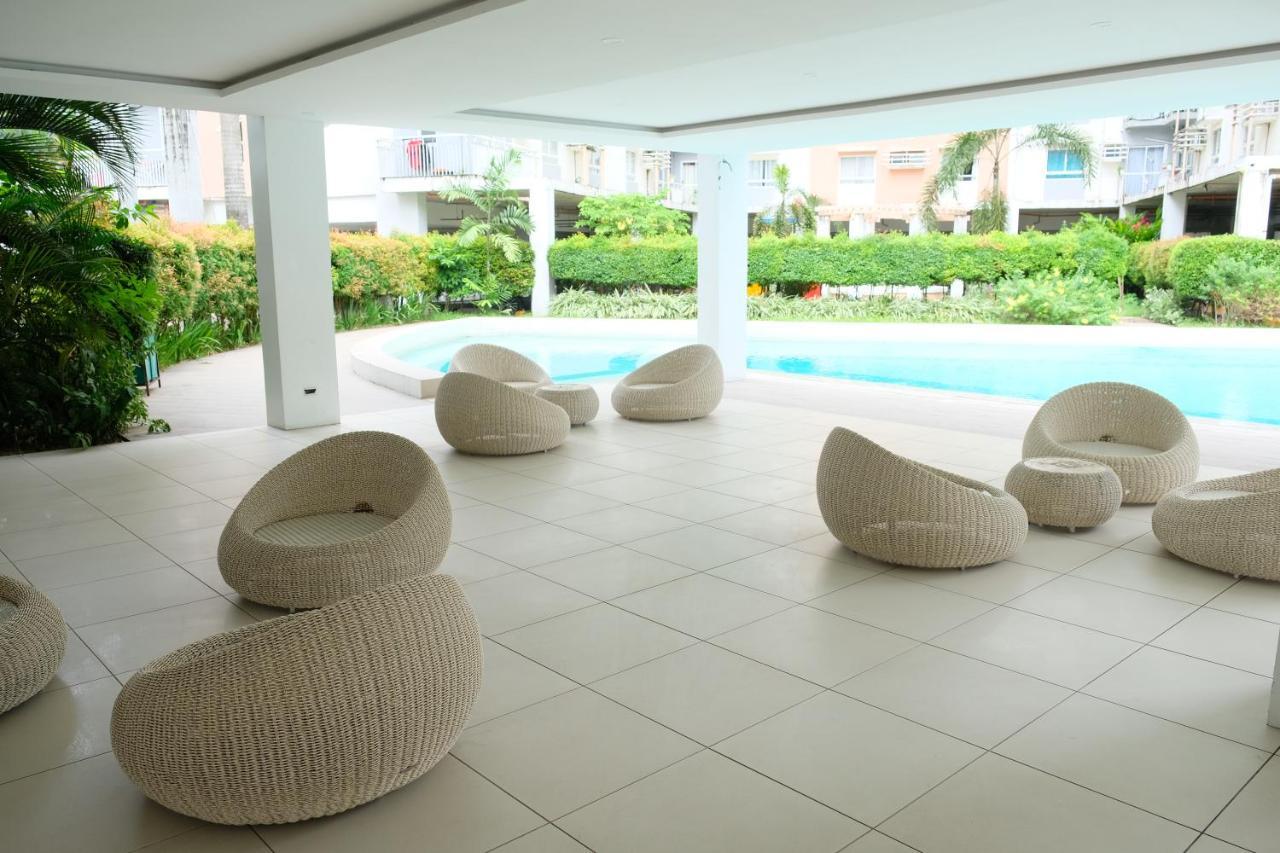 2-Bedroom Boutique City Condo - Newly Renovated! Cebu Buitenkant foto