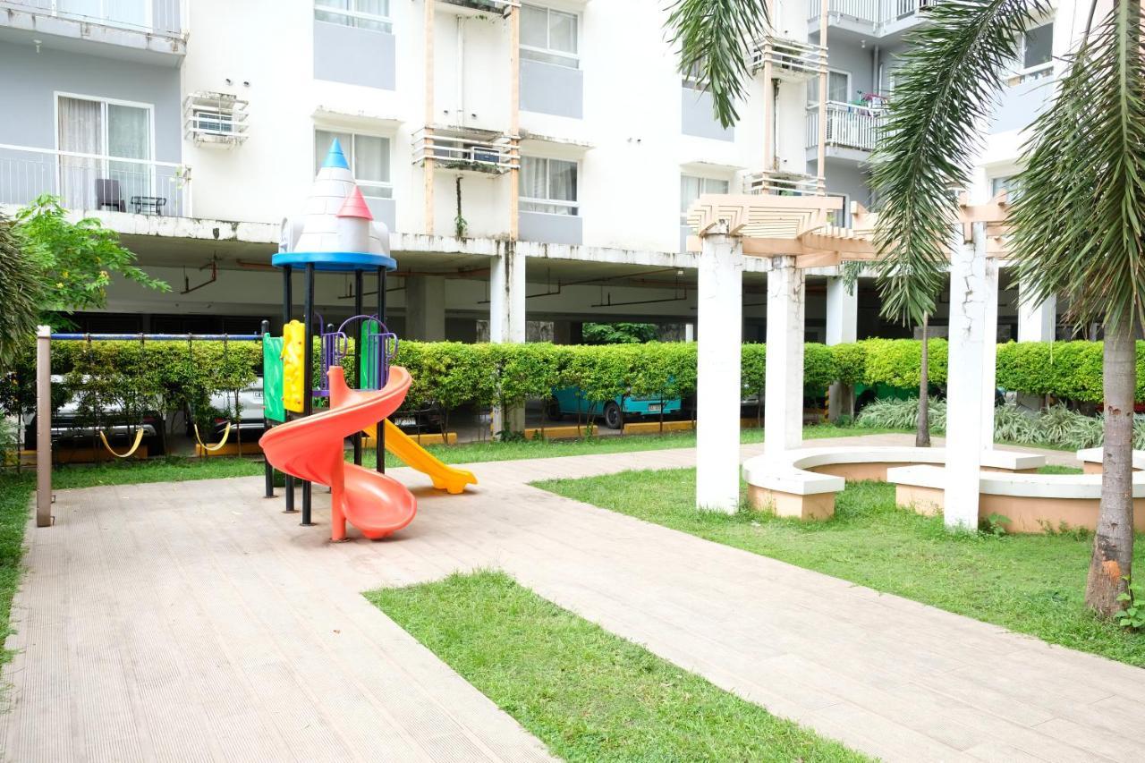 2-Bedroom Boutique City Condo - Newly Renovated! Cebu Buitenkant foto