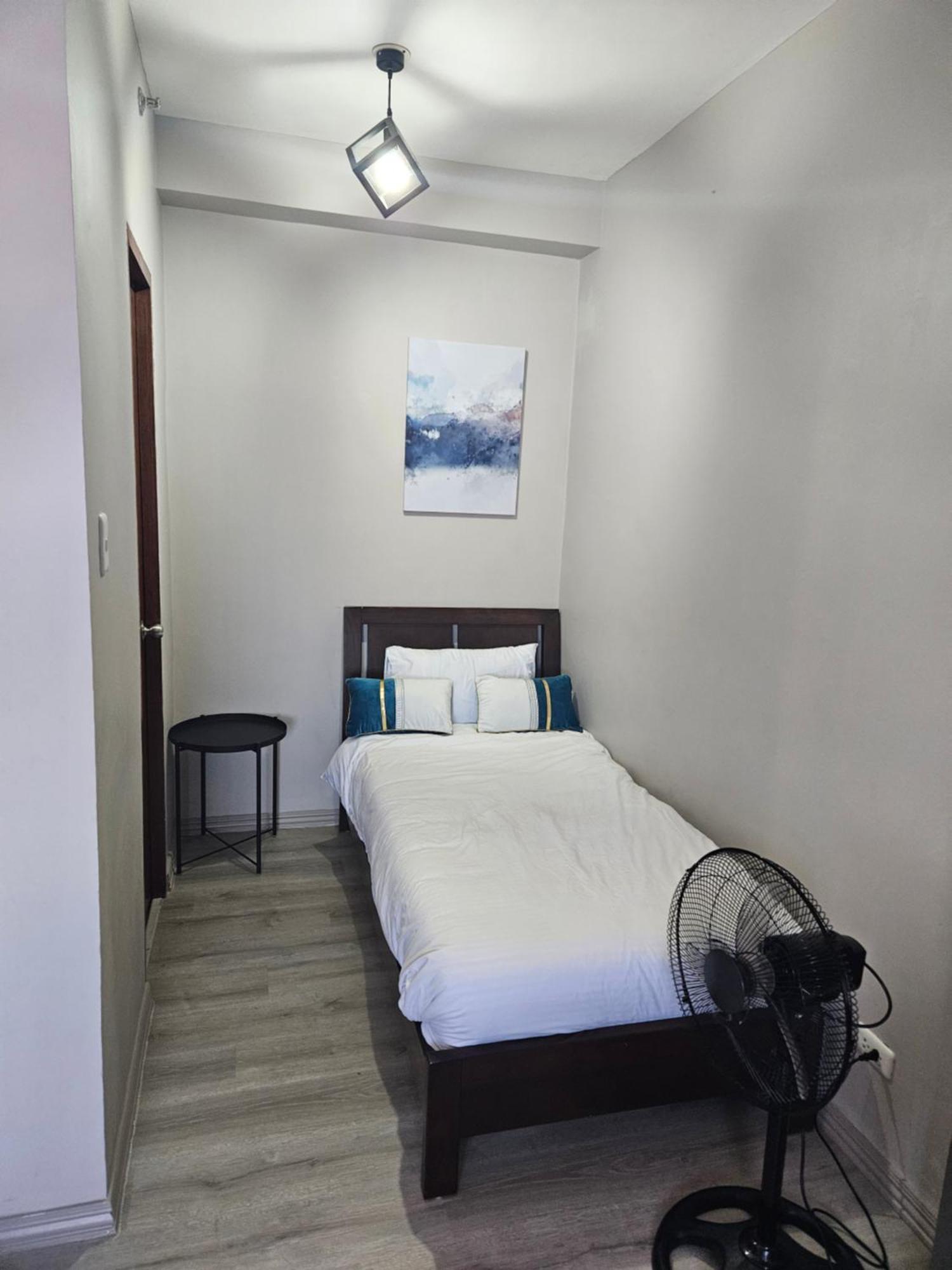 2-Bedroom Boutique City Condo - Newly Renovated! Cebu Buitenkant foto