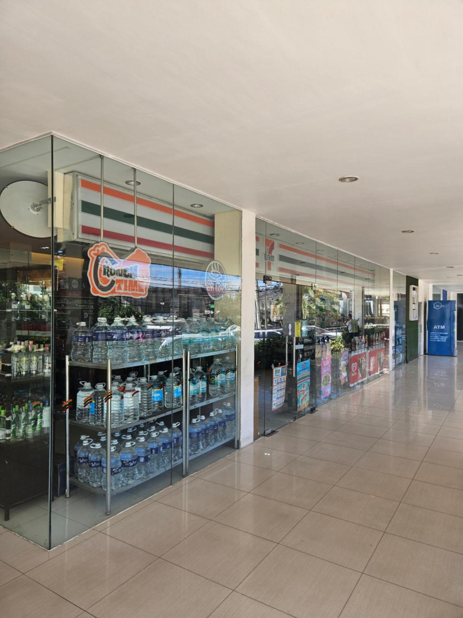 2-Bedroom Boutique City Condo - Newly Renovated! Cebu Buitenkant foto