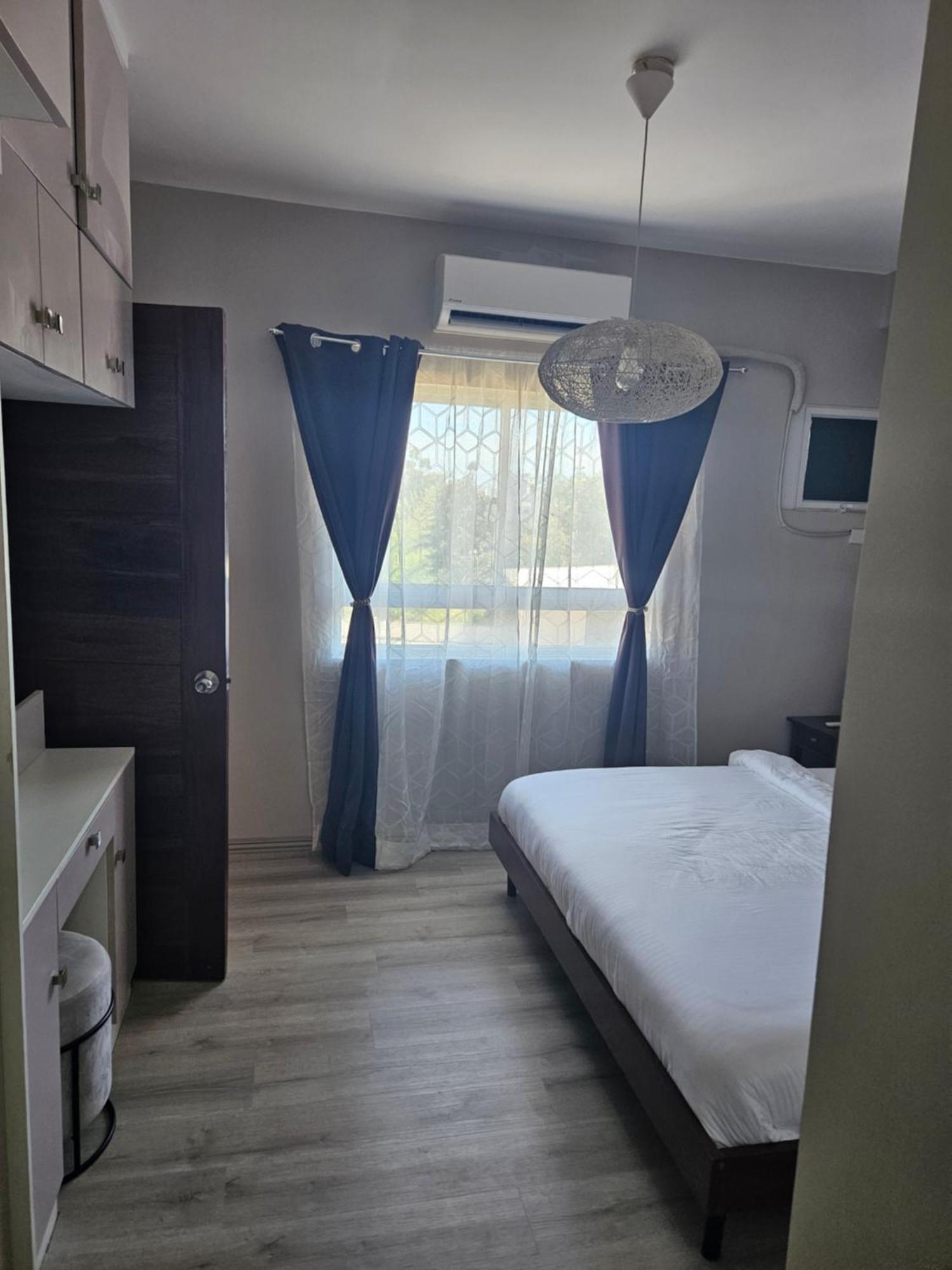 2-Bedroom Boutique City Condo - Newly Renovated! Cebu Buitenkant foto